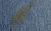 Grass stain before using L·V·X